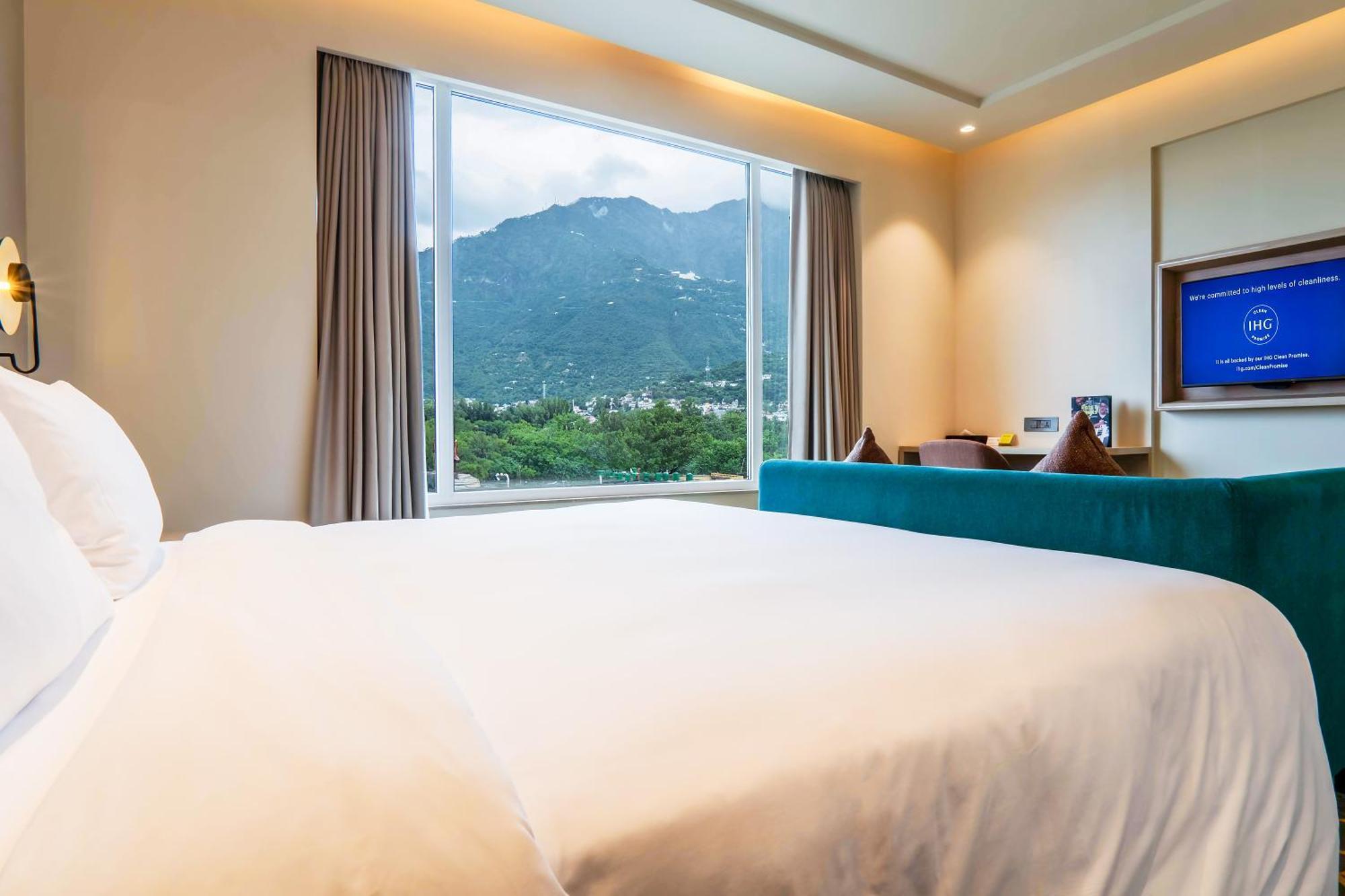 Holiday Inn Katra Vaishno Devi By Ihg Exterior foto
